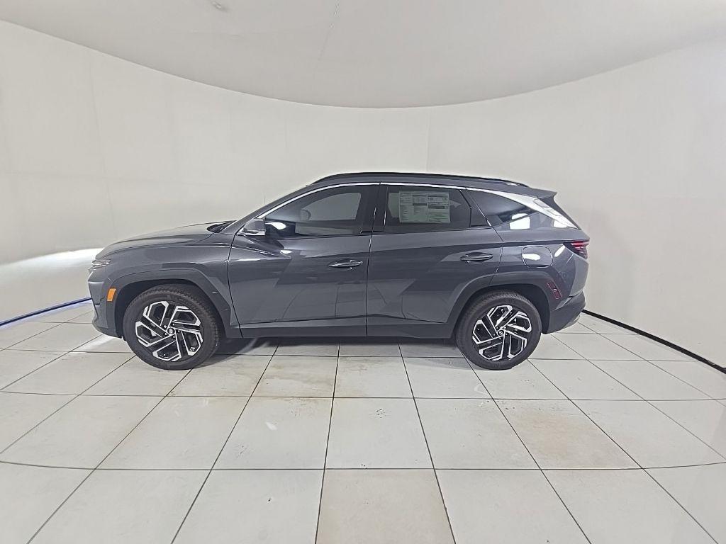 2026 Hyundai Tucson Limited - Photo 8
