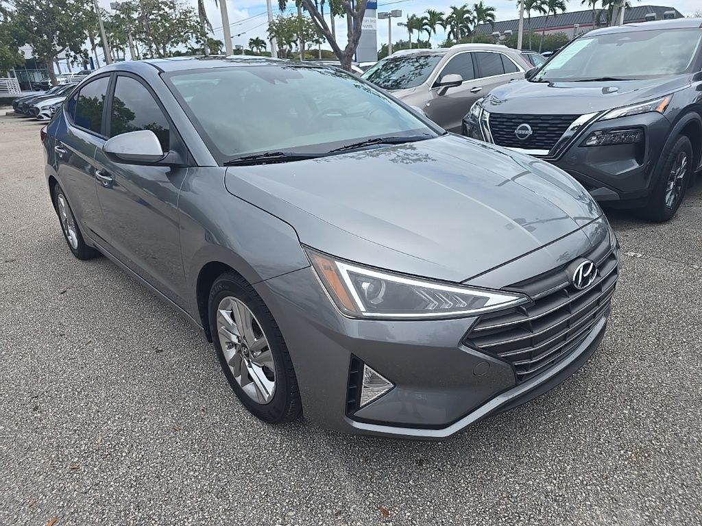 Thumbnail: 2019 Hyundai Elantra - 3