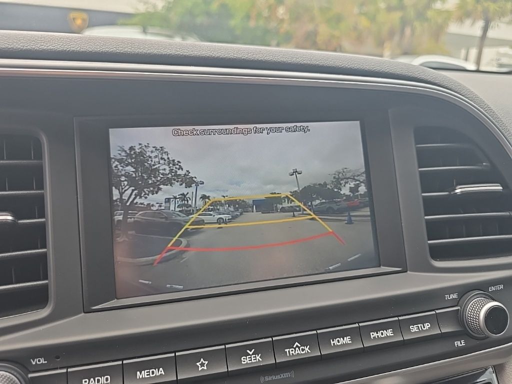 Thumbnail: 2019 Hyundai Elantra - 18