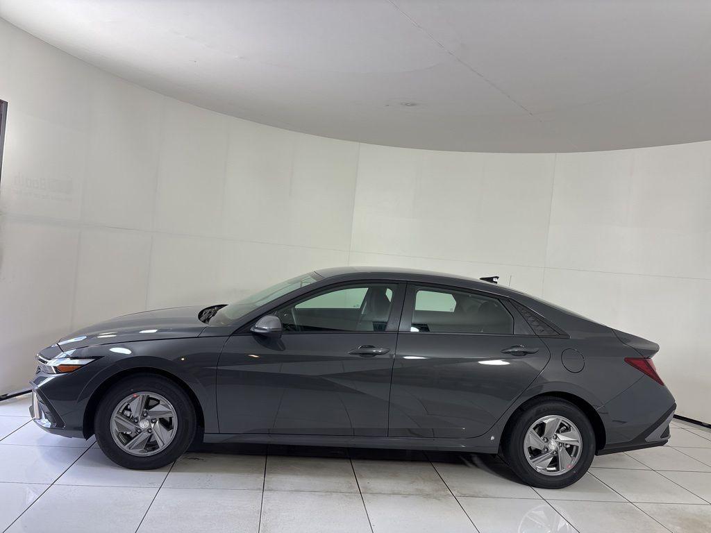 Thumbnail: 2026 Hyundai Elantra - 2