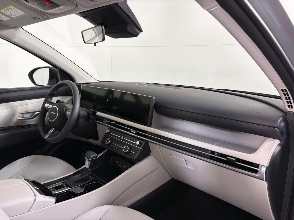 Thumbnail: 2026 Hyundai Tucson - 16