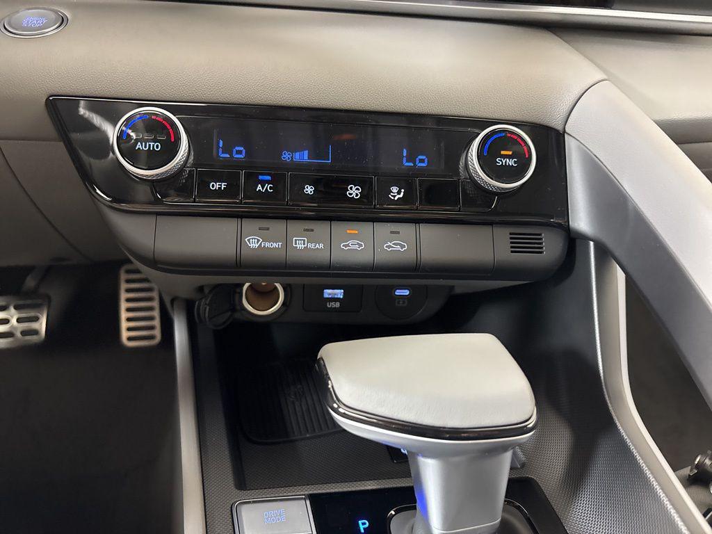 Thumbnail: 2026 Hyundai Elantra - 27