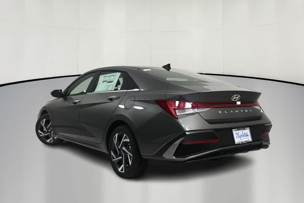 Thumbnail: 2025 Hyundai Elantra - 5