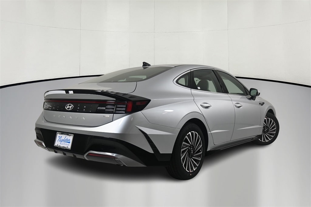 Thumbnail: 2025 Hyundai Sonata - 7
