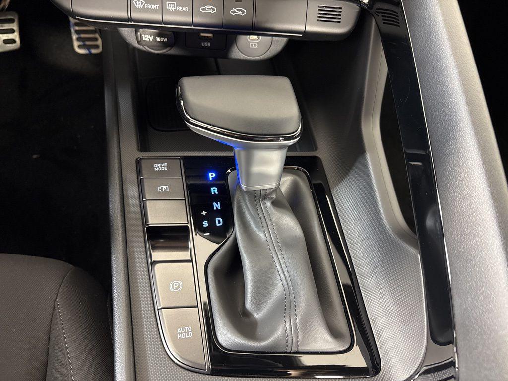 Thumbnail: 2025 Hyundai Elantra - 27