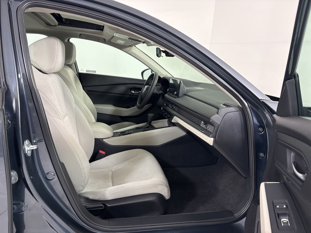 Thumbnail: 2023 Honda Accord - 12