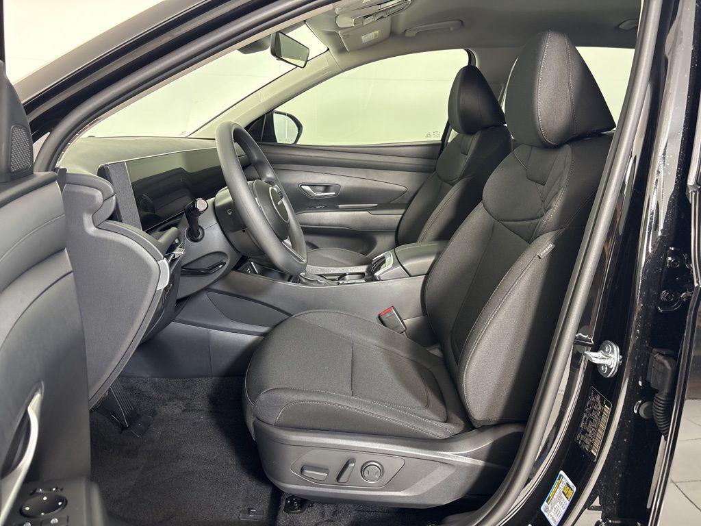 Thumbnail: 2026 Hyundai Tucson - 14