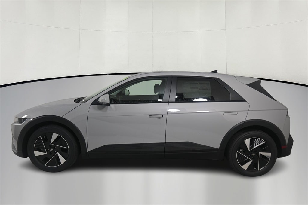 Thumbnail: 2025 Hyundai Ioniq 5 - 4