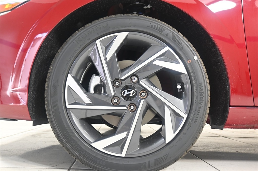 Thumbnail: 2025 Hyundai Elantra - 9