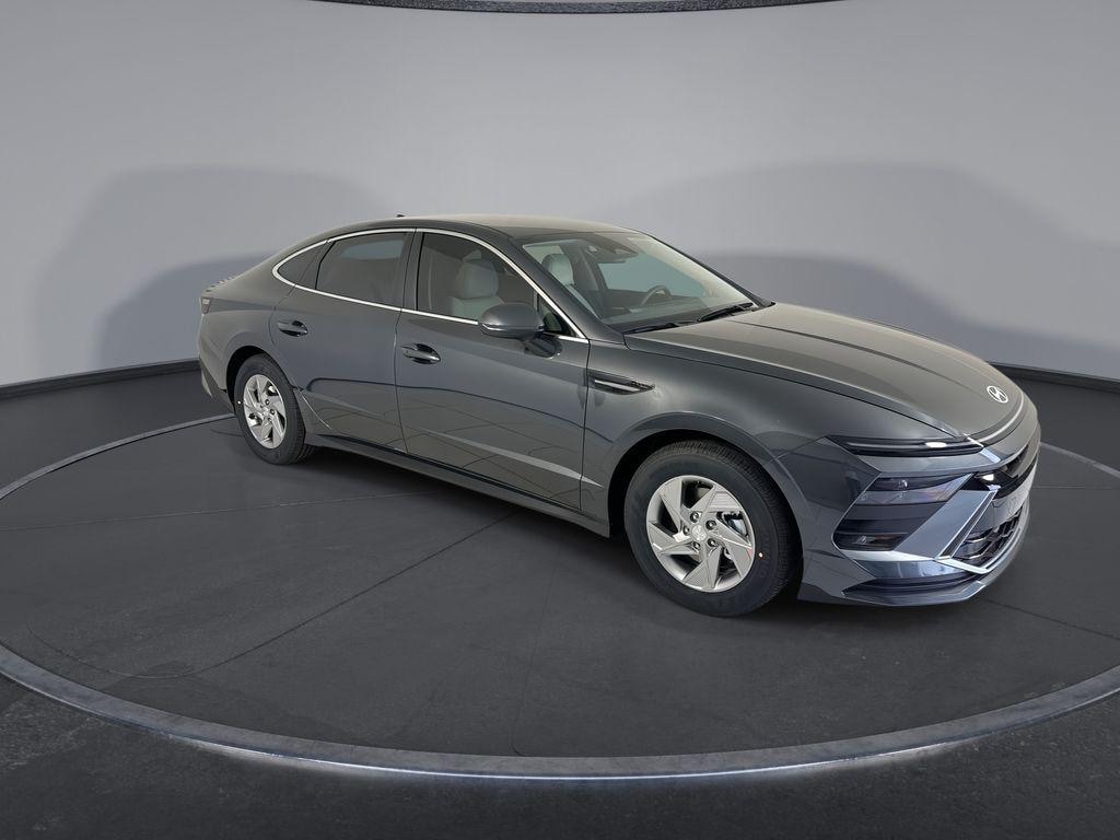 New 2026 Hyundai Sonata SE Sedan