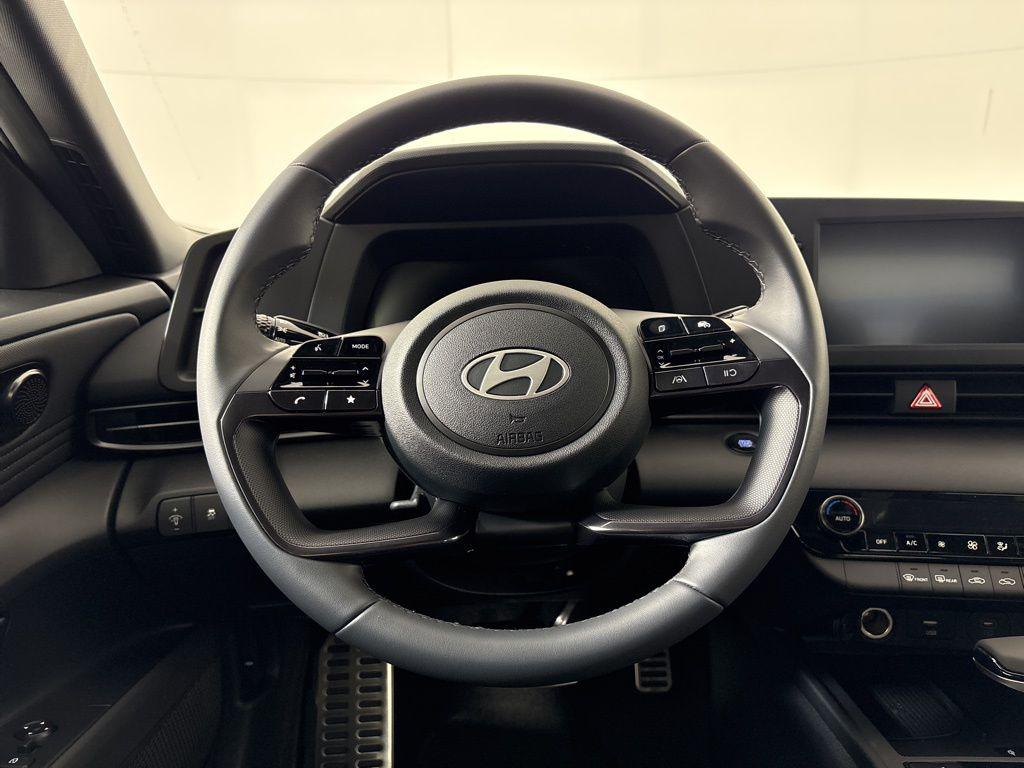 Thumbnail: 2026 Hyundai Elantra - 20