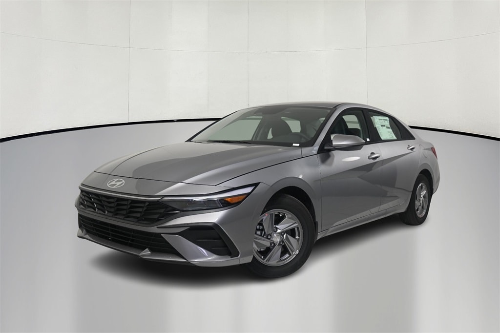 Thumbnail: 2025 Hyundai Elantra - 3