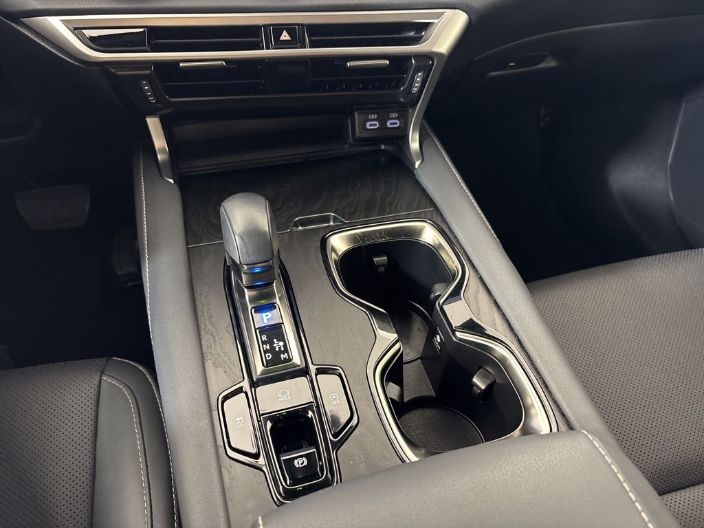 Thumbnail: 2024 Lexus RX - 27