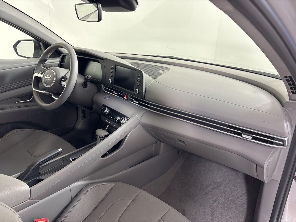 Thumbnail: 2026 Hyundai Elantra - 13