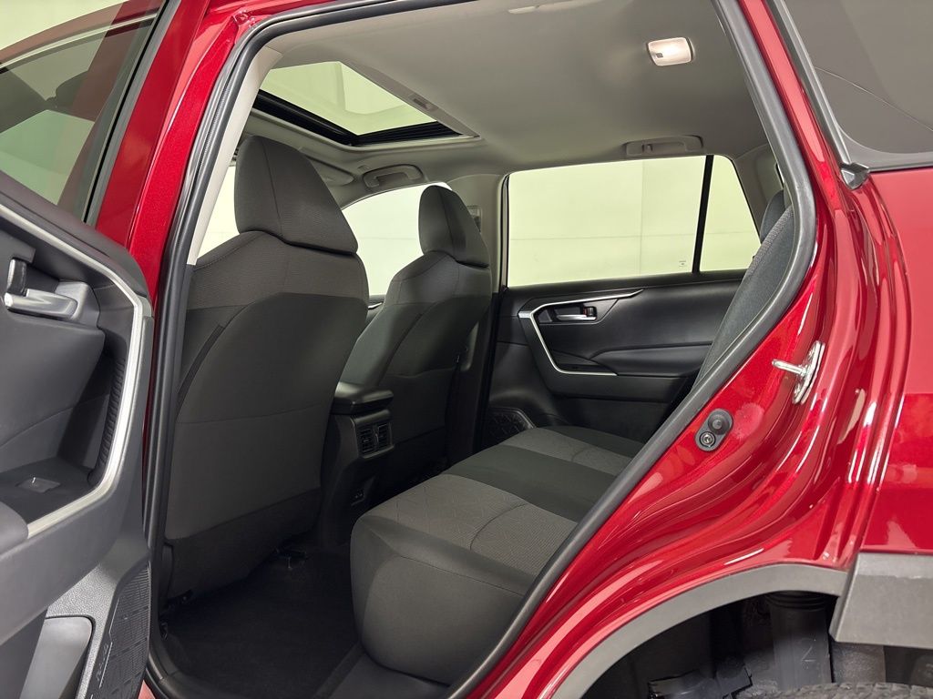 Thumbnail: 2024 Toyota RAV4 - 17