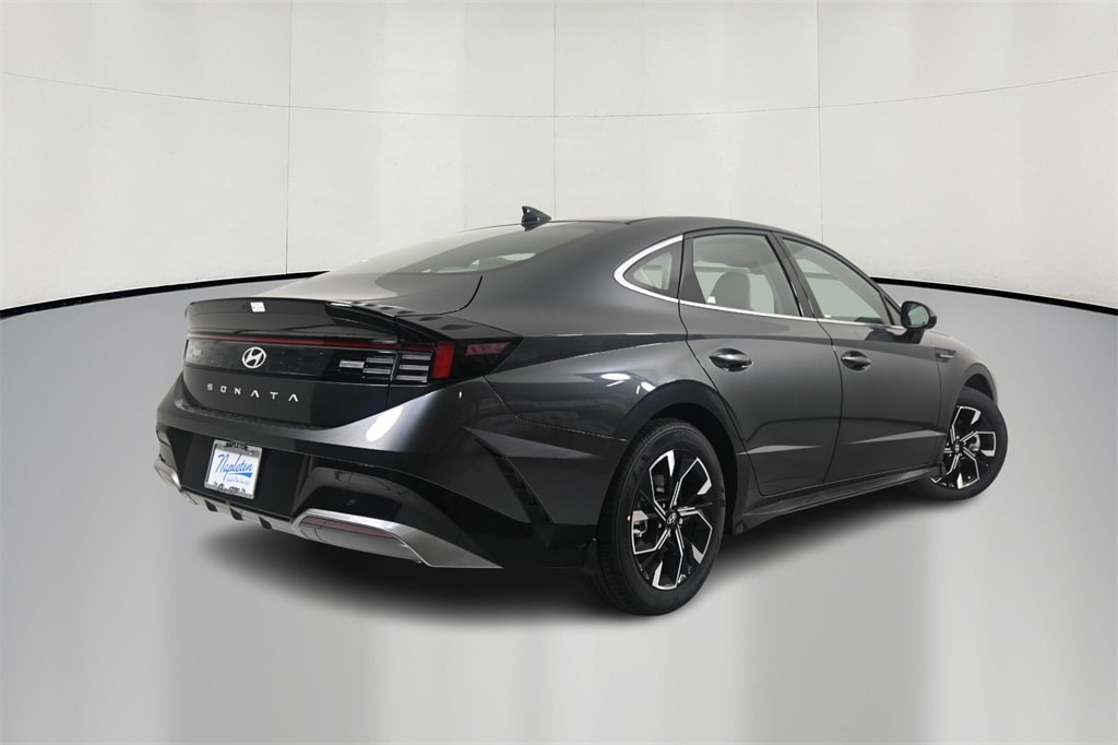 Thumbnail: 2025 Hyundai Sonata - 7