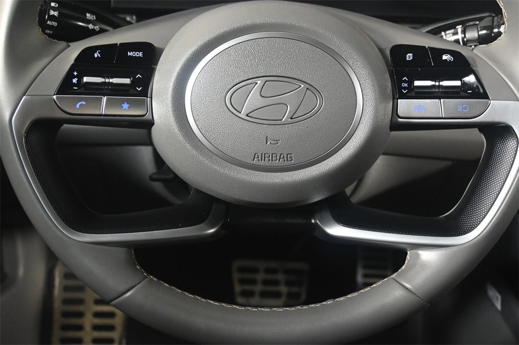 Thumbnail: 2025 Hyundai Elantra - 15