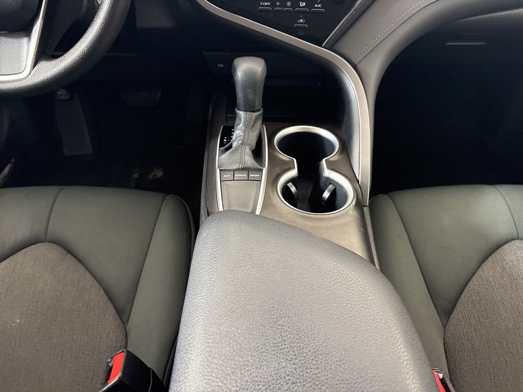 Thumbnail: 2023 Toyota Camry - 22