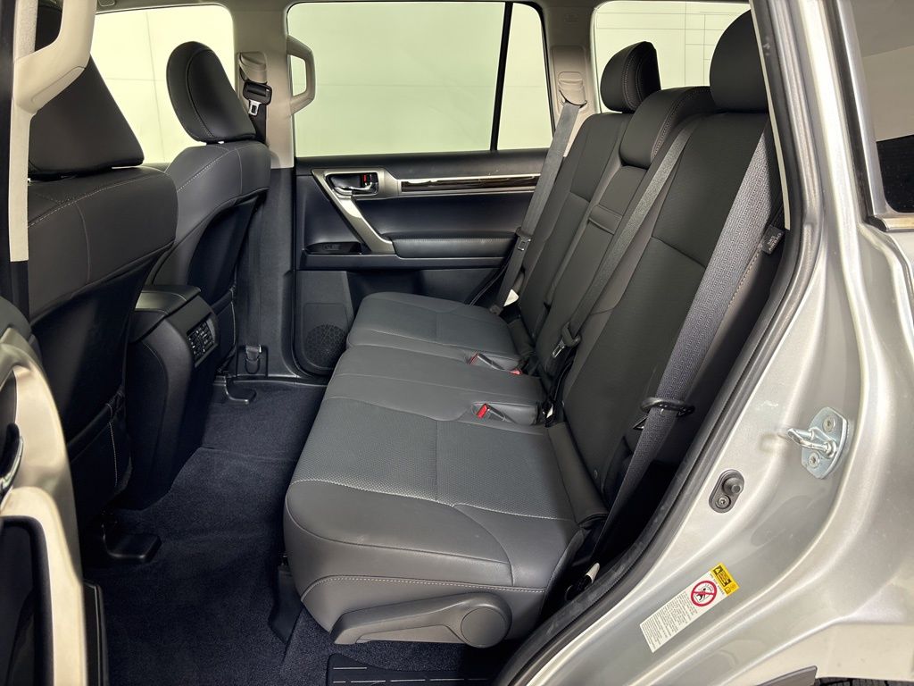 Thumbnail: 2019 Lexus GX - 21