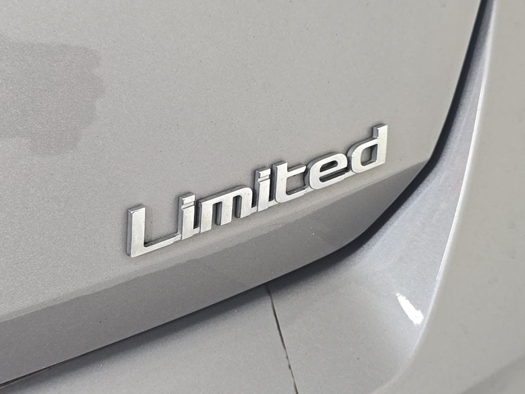 Thumbnail: 2022 Hyundai Elantra - 11