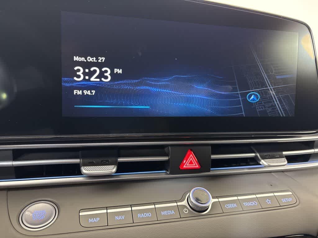 Thumbnail: 2025 Hyundai Elantra - 24