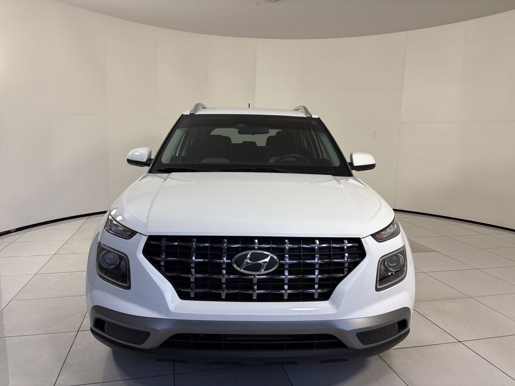 Thumbnail: 2023 Hyundai Venue - 8