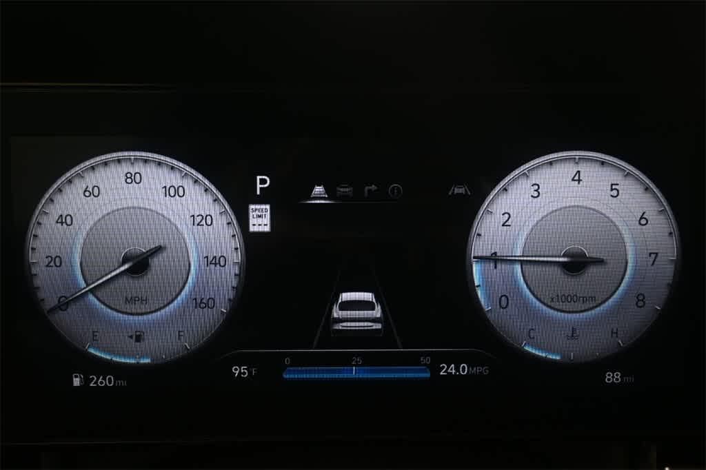 Thumbnail: 2025 Hyundai Elantra - 17