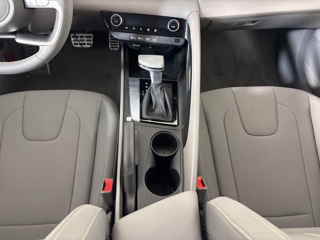 Thumbnail: 2025 Hyundai Elantra - 22