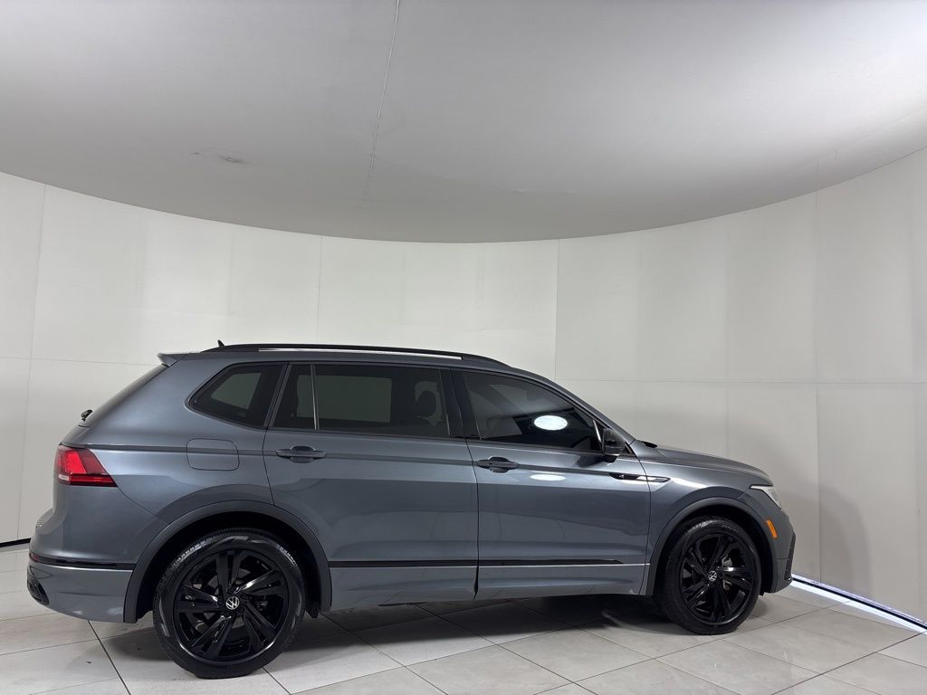 Thumbnail: 2023 Volkswagen Tiguan - 6