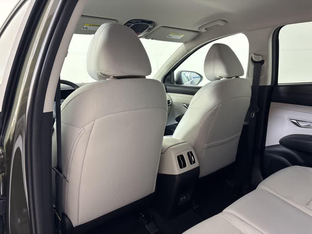 Thumbnail: 2026 Hyundai Tucson - 17