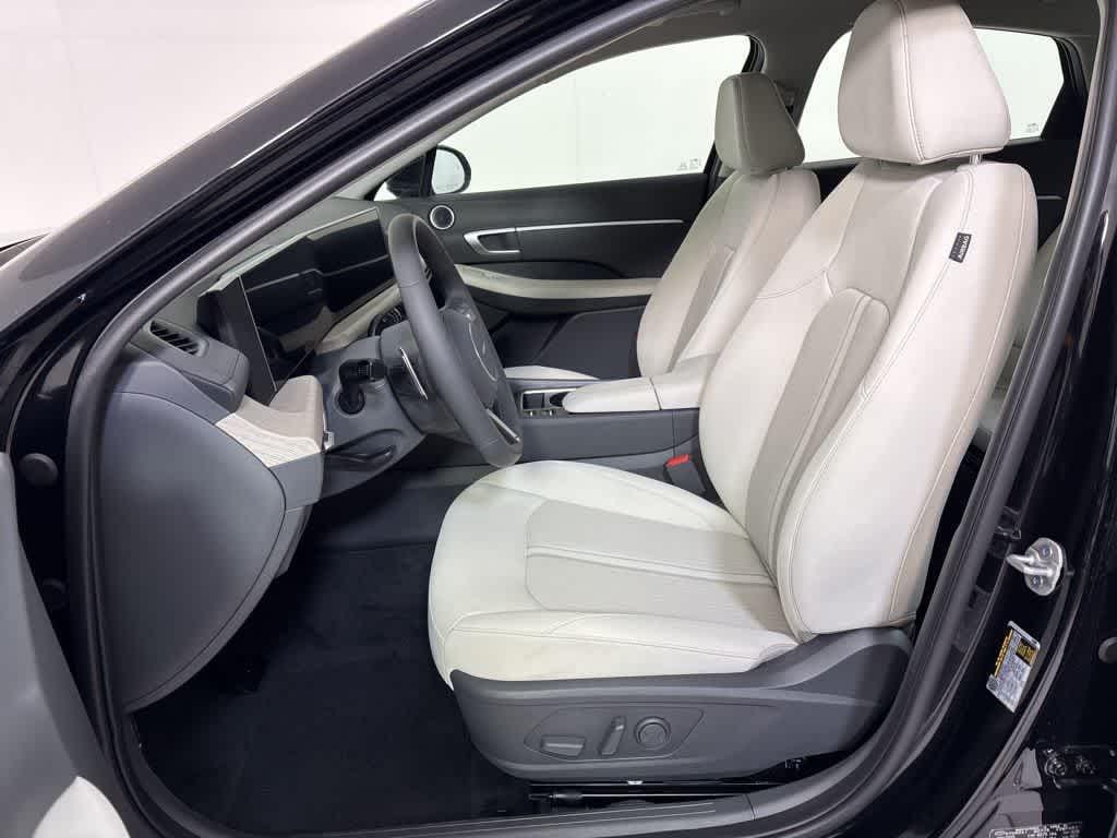 Thumbnail: 2025 Hyundai Sonata - 14