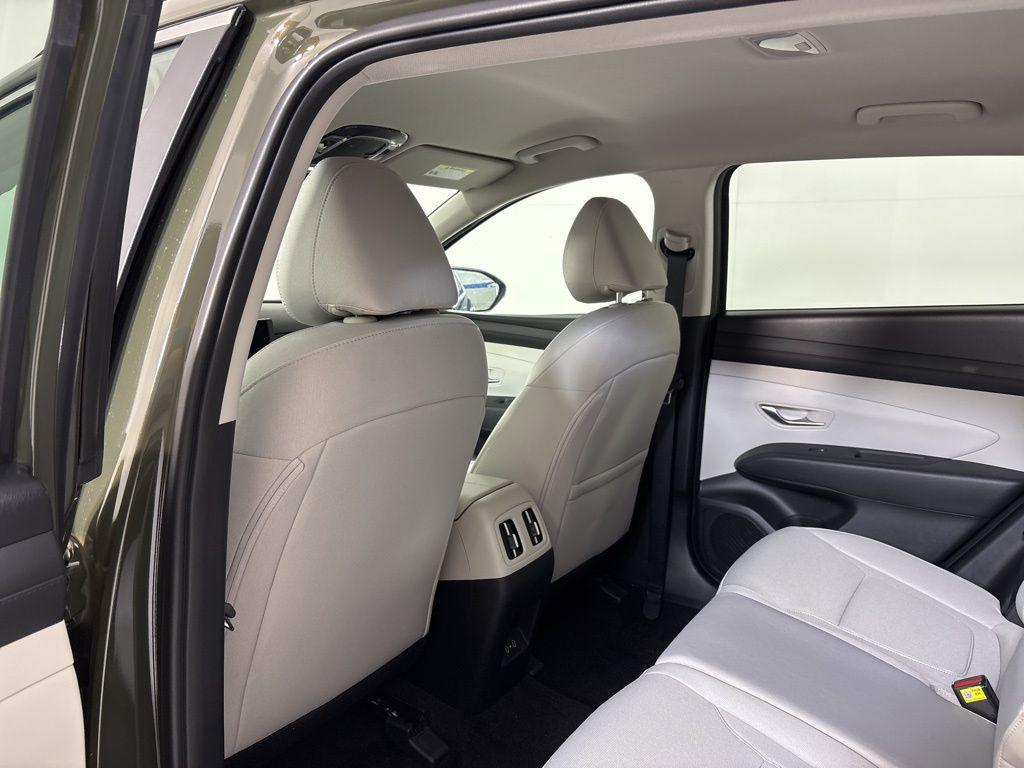 Thumbnail: 2026 Hyundai Tucson - 14