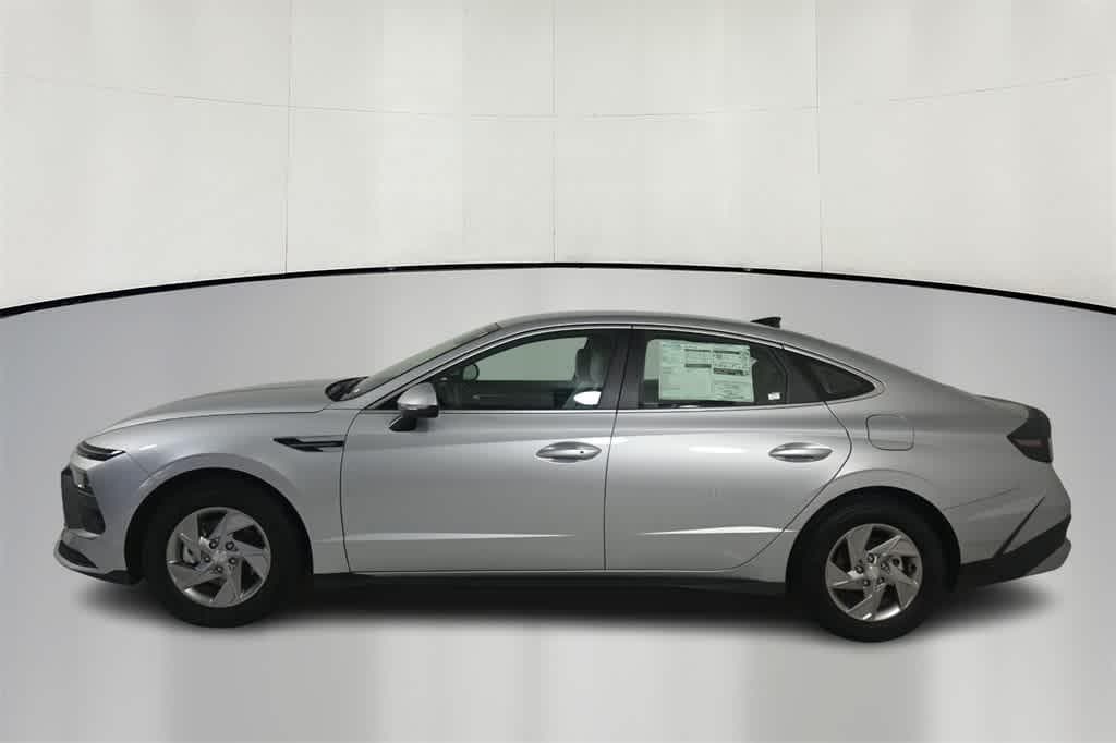 Thumbnail: 2025 Hyundai Sonata - 4