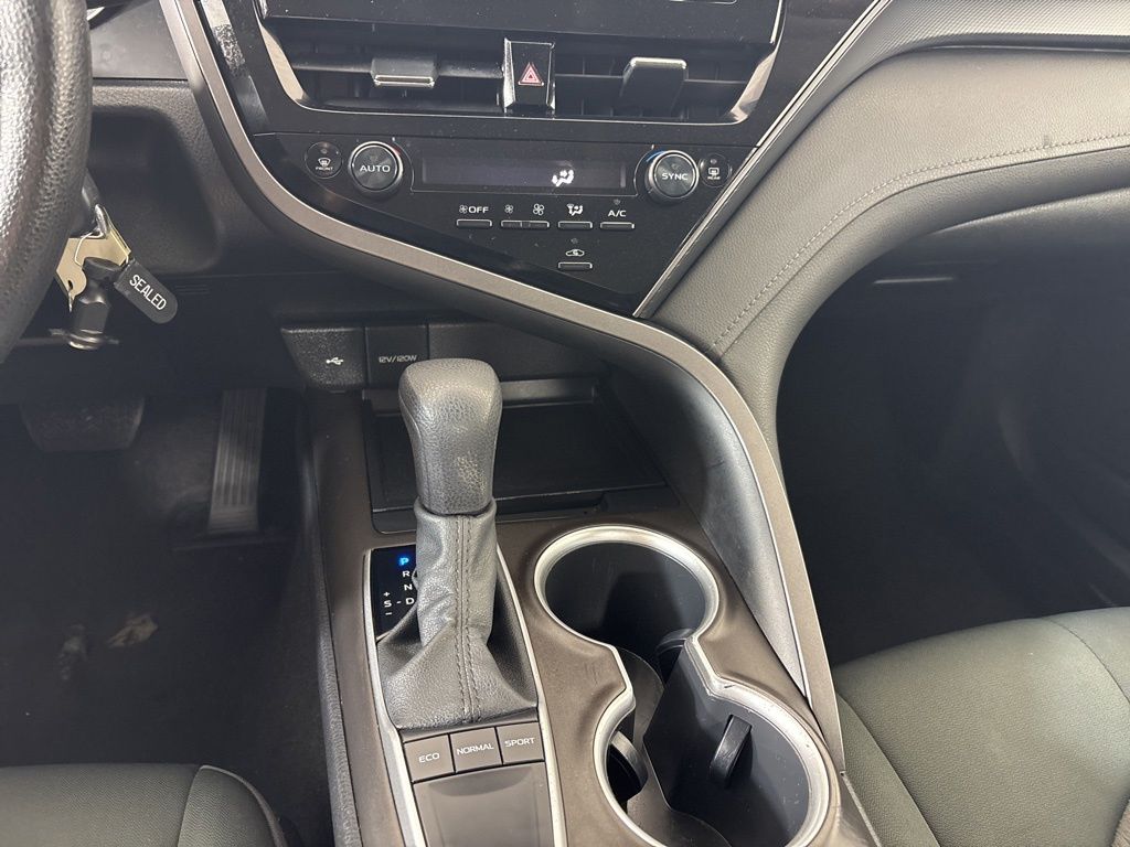 Thumbnail: 2023 Toyota Camry - 27