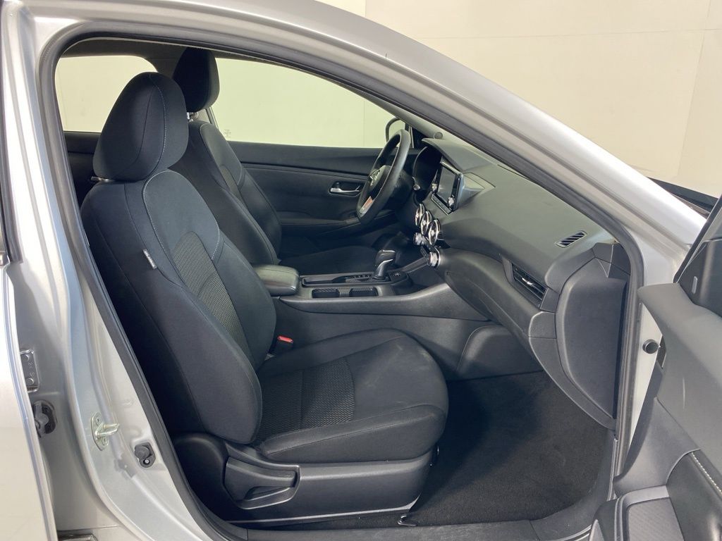 Thumbnail: 2022 Nissan Sentra - 12