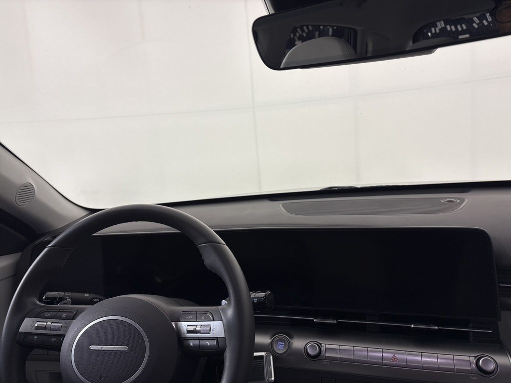 2025 Hyundai Kona SEL Convenience - Photo 23