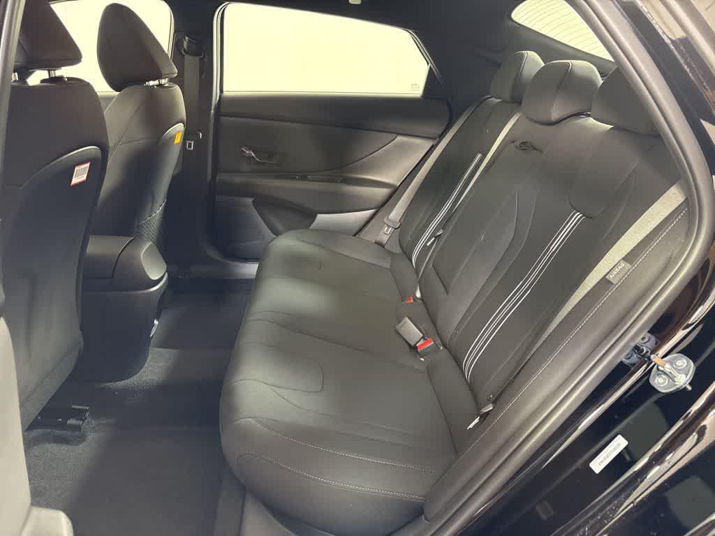 Thumbnail: 2026 Hyundai Elantra - 18