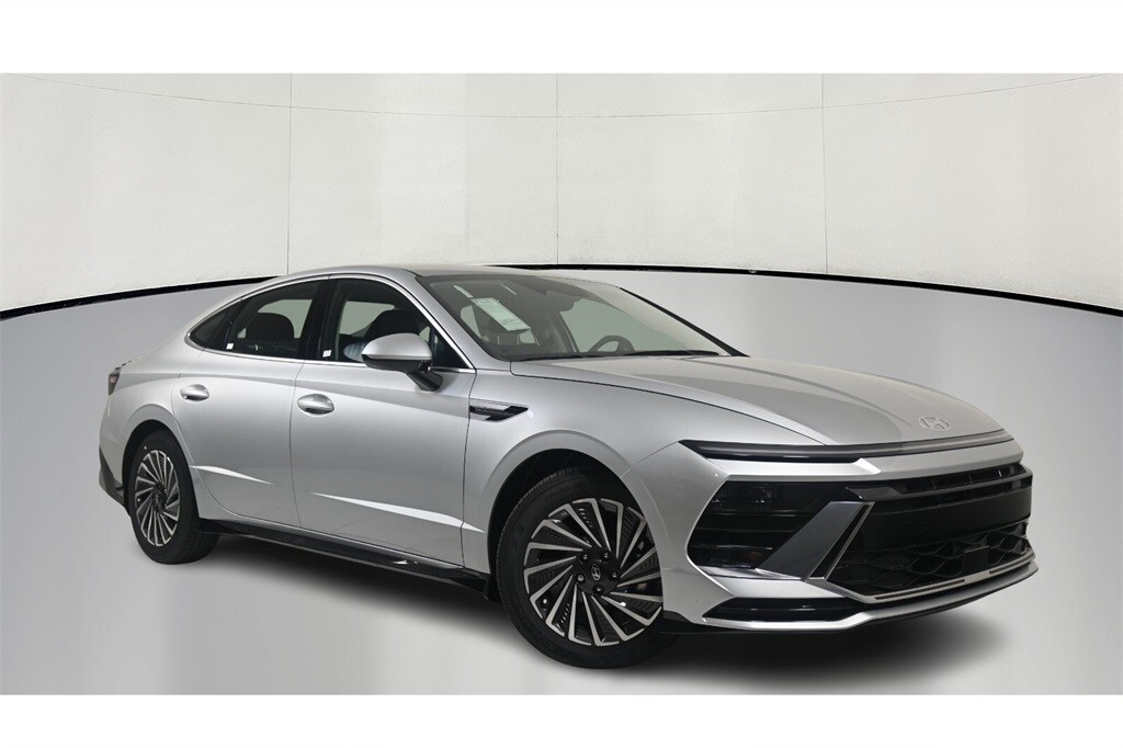 Thumbnail: 2025 Hyundai Sonata - 1
