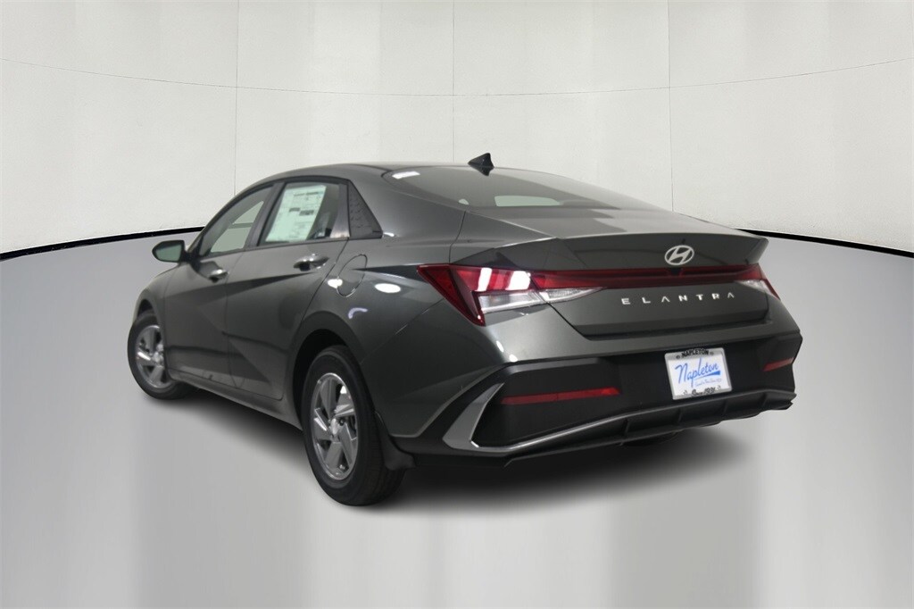 Thumbnail: 2025 Hyundai Elantra - 5
