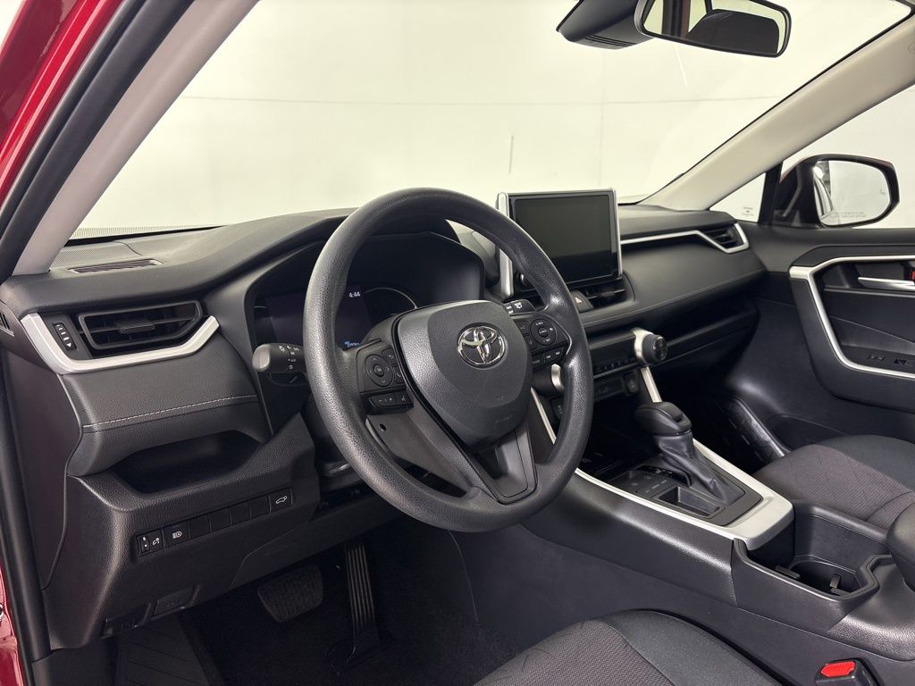 Thumbnail: 2024 Toyota RAV4 - 15