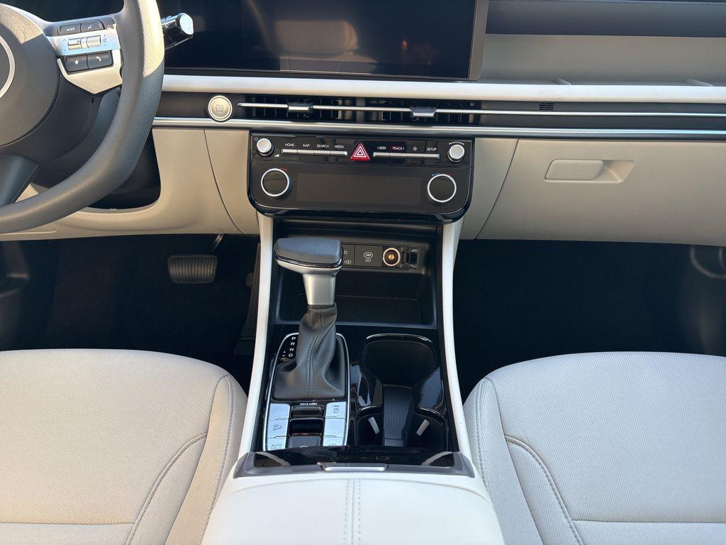 Thumbnail: 2026 Hyundai Tucson - 22