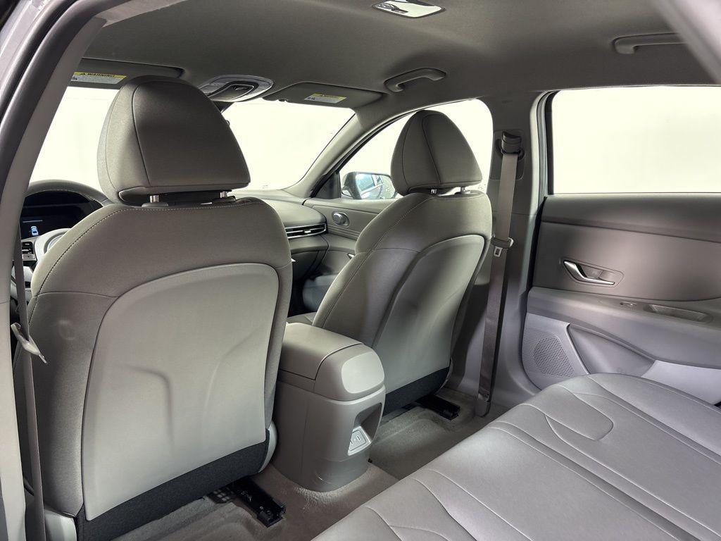 Thumbnail: 2026 Hyundai Elantra - 17