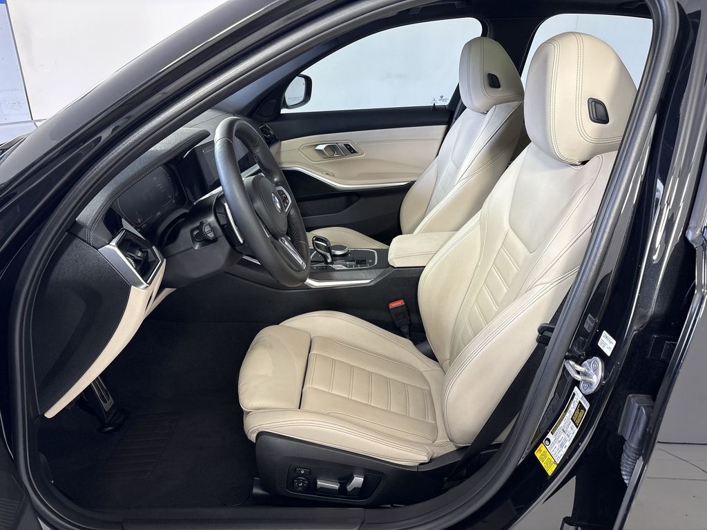 Thumbnail: 2021 BMW 3 Series - 13