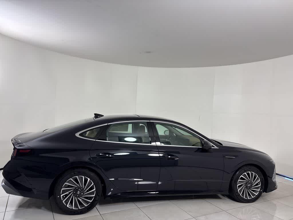 Thumbnail: 2025 Hyundai Sonata - 6