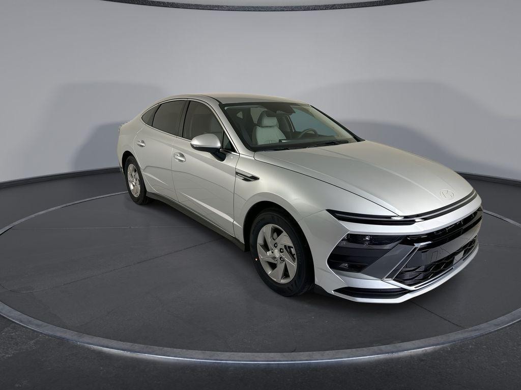 New 2026 Hyundai Sonata SE Sedan