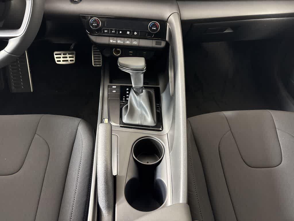 Thumbnail: 2026 Hyundai Elantra - 22