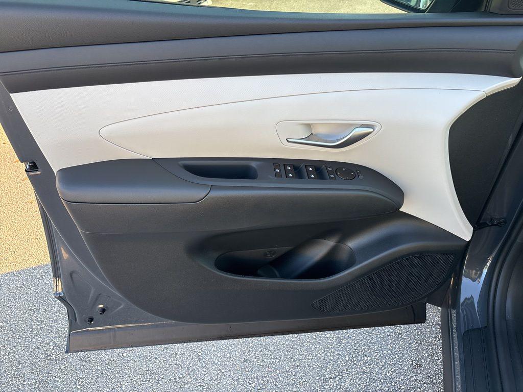 Thumbnail: 2026 Hyundai Tucson - 14