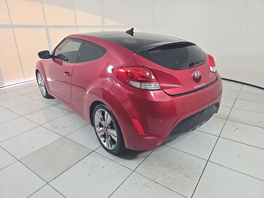 Thumbnail: 2016 Hyundai Veloster - 7