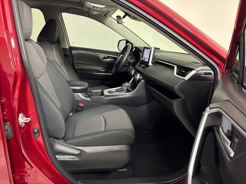 Thumbnail: 2024 Toyota RAV4 - 12