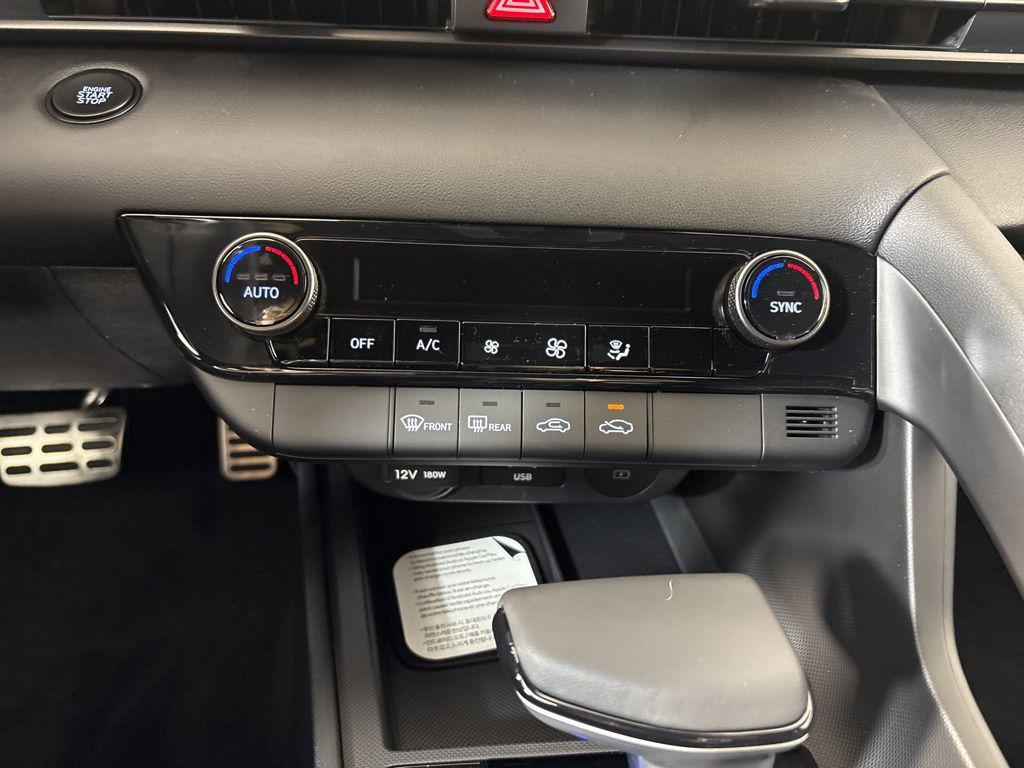 Thumbnail: 2026 Hyundai Elantra - 27